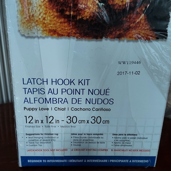 Wonderart Latch Hook Kit Puppy Love Craft Dog #426132 Size 12"x12" Yellow Lab - Picture 4 of 8